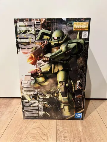 새상품 MG 1/100 MS-06F 자쿠 Ver.2.0