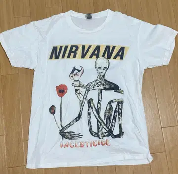 [ NIRVANA ] INCESTICIDE 밴드T셔츠 사이즈 XL