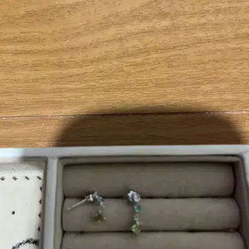 플라워 모티브 귀걸이