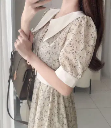 꽃무늬 반팔 원피스 무릎 기장 mily bilet