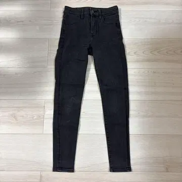 새상품급 AMERICAN EAGLE HI-RISE JEGGING