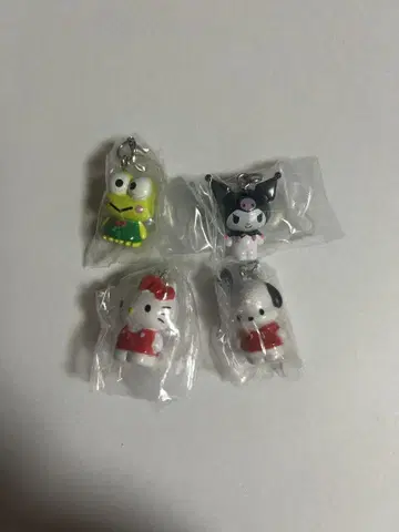 산리오 메지루시 액세서리 4개 세트