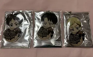 진격의 거인 캬라드리 아크릴 키링 세트
