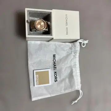 MICHAEL KORS 여성