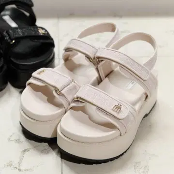 Herlipto Trois Tweed Platform 샌들 37