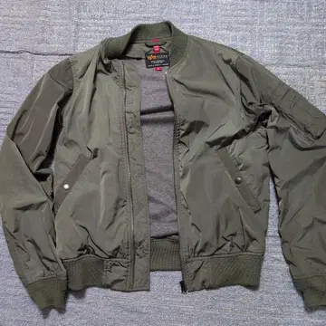 MA-1 플라이트 자켓 올리브 그린