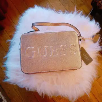 [ 새상품 미사용 ] GUESS 숄더백 로즈 골드