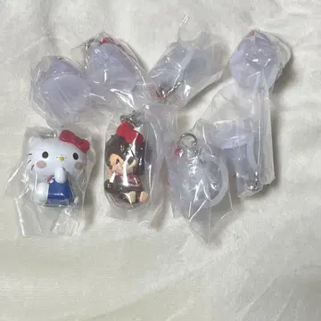 헬로키티 몽치치 메지루시 액세서리 가챠가챠