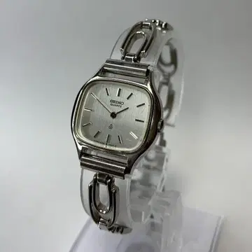 SEIKO 2320-5330 여성용 손목시계 쿼츠 [ 작동 확인 완료 ]