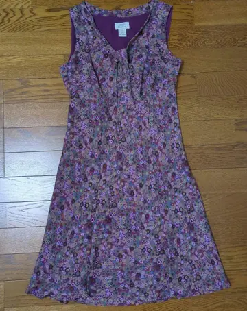 ANN TAYLOR 꽃무늬 슬리브리스 무릎 기장 원피스