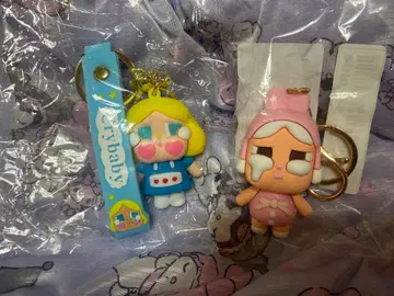 Crybaby 키링 2개 세트