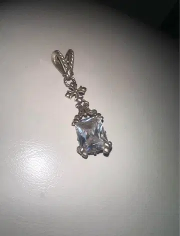 ROYALORDER 로얄오더 펜던트 탑 참