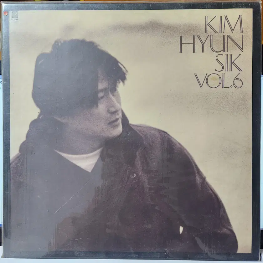 Kim Hyunsik 6th Album LP #LP,#엘피,#레코드판,#가요LP,#턴테이블 on Bunjang Global Site.