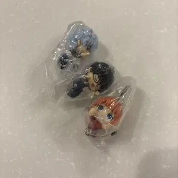 은혼 가챠가챠 집게로 이어 붙이는 마스코트 긴토키 카구라 신파치 세트