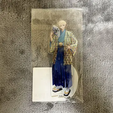 니지산지 아크릴 스탠드 히바치 마나