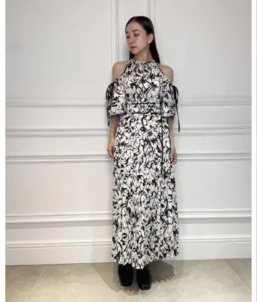 snidel 2WAY 볼륨 슬리브 프린트 원피스
