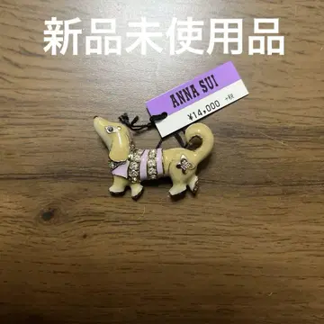 ANNA SUI 닥스훈트 브로치