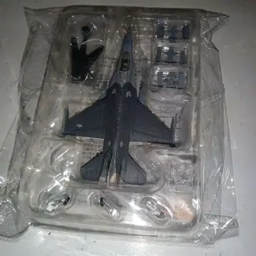 에프토이즈 1/144 F-16C 파이팅 팔콘 곡예 비행기만