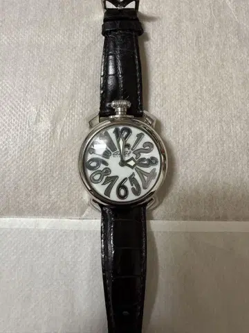 가가밀라노 Manuale 40mm 배터리 방전