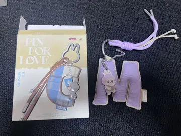 LABUBU PIN FOR LOVE 봉제 인형 펜던트 M