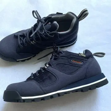 캐러밴 Caravan 23.5cm 트레킹 슈즈 GORE-TEX