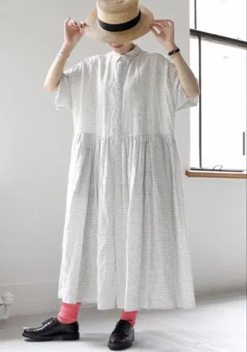 TOUJOURS 투주 윈도우펜 개더 원피스