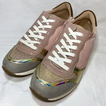 브리짓 버킨 스니커즈