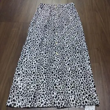 미사용품 슬로브 시트론 레오파드 무늬 롱 스커트