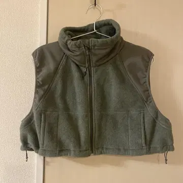 HYKE FLEECE CROPPED VEST