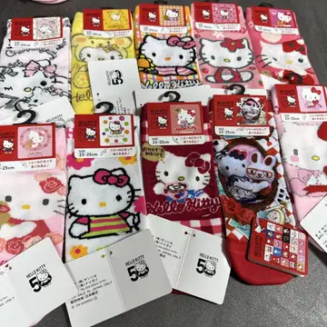 헬로키티 50주년 기념 삭스 세트 23-25cm 양말 kitty