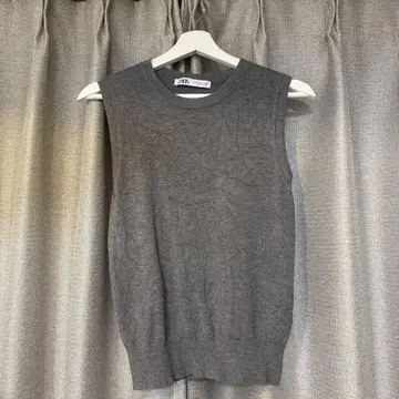 ZARA 상의