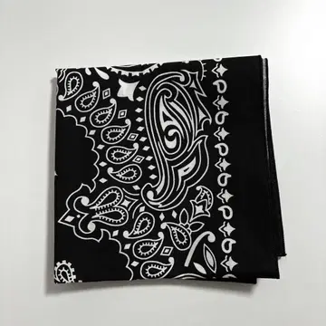 GRANDE 하바한크 페이즐리 무늬 대형 반다나 88cm x 88cm