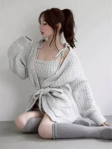 Hug knit cardigan