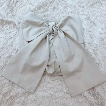 LIZLISA 리본 튜브탑