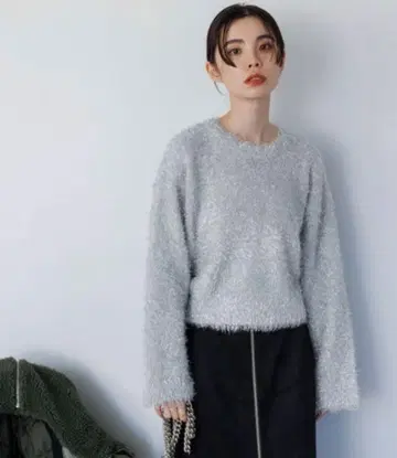글리터 필름 라메 숏 풀오버 jeanasis