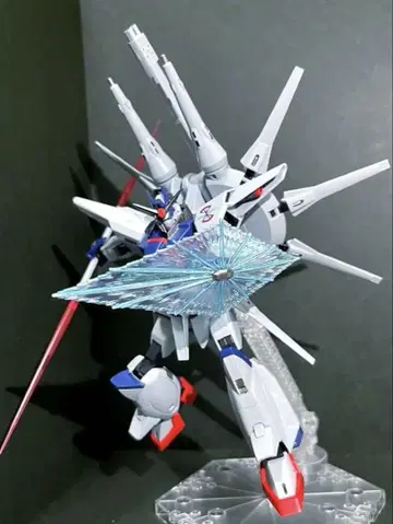 정크 HG 1/144 ZGMF-X666S 레전드 건담