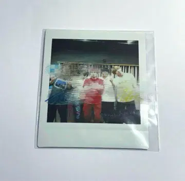 레이크레 친필 사인 폴라로이드