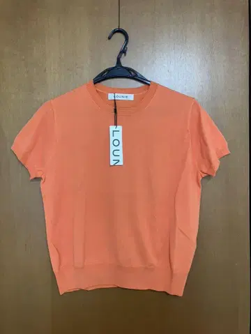 [ 새상품 ] LOUNIE 오렌지 니트 풀오버