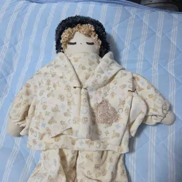귀여운 파자마풍 봉제 인형
