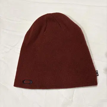 Oakley 빨간색 니트 모자 비니