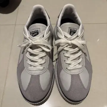 오니츠카타이거 스니커즈 25cm