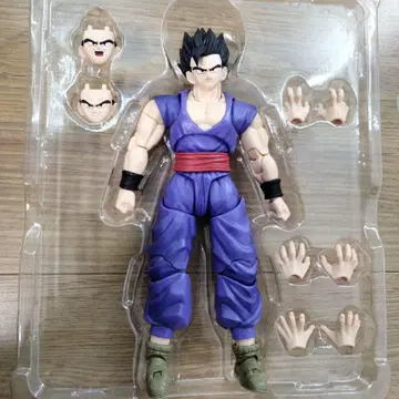 드래곤볼 S.H.Figuarts 얼티밋 손오반