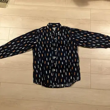 THE SHARKEY'S GALLERY 서핑보드 패턴 버튼 다운 셔츠