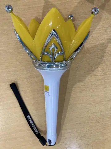 BIGBANG 공식 10주년 기념 응원봉 화이트