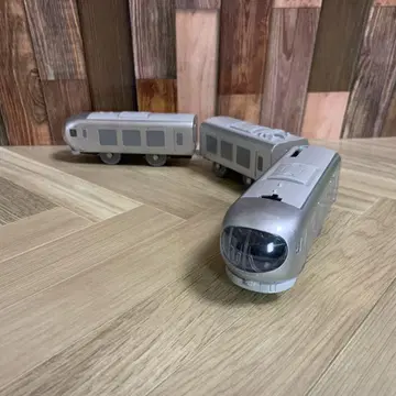 프라레일 세이부 철도 라뷰