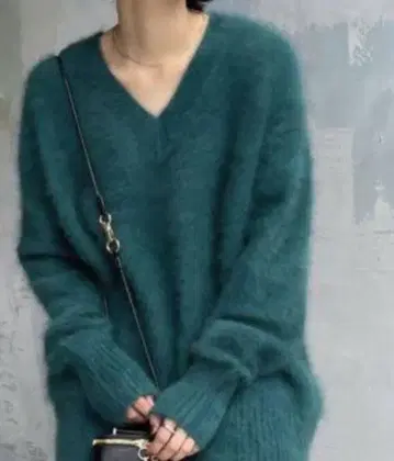 스픽 앤 스팬 퍼 V넥 스웨터