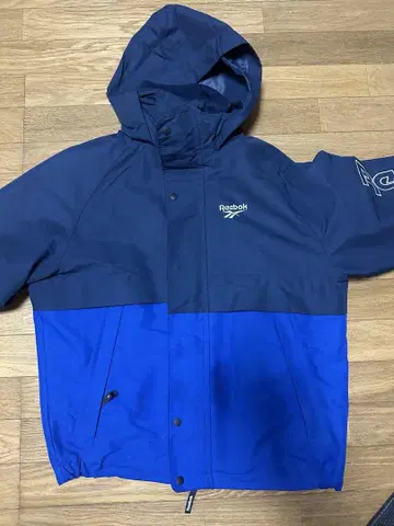 Reebok 후드 부착 자켓 네이비 파랑