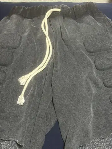 미니멀 숏팬츠