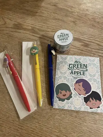 Mrs. GREEN APPLE 문구 세트