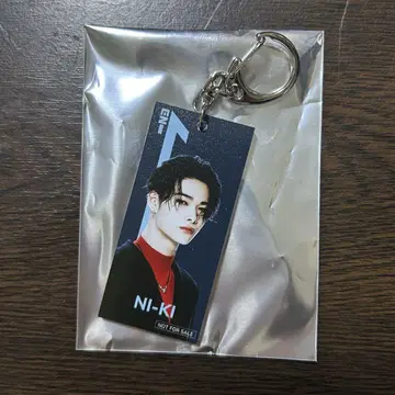 ENHYPEN 최애 여행 니키 아크릴 키링